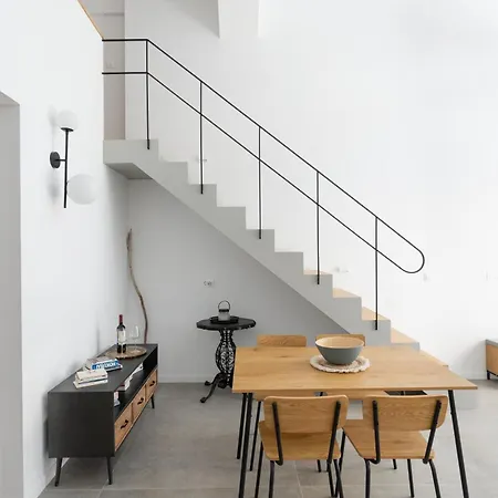 Square Loft *